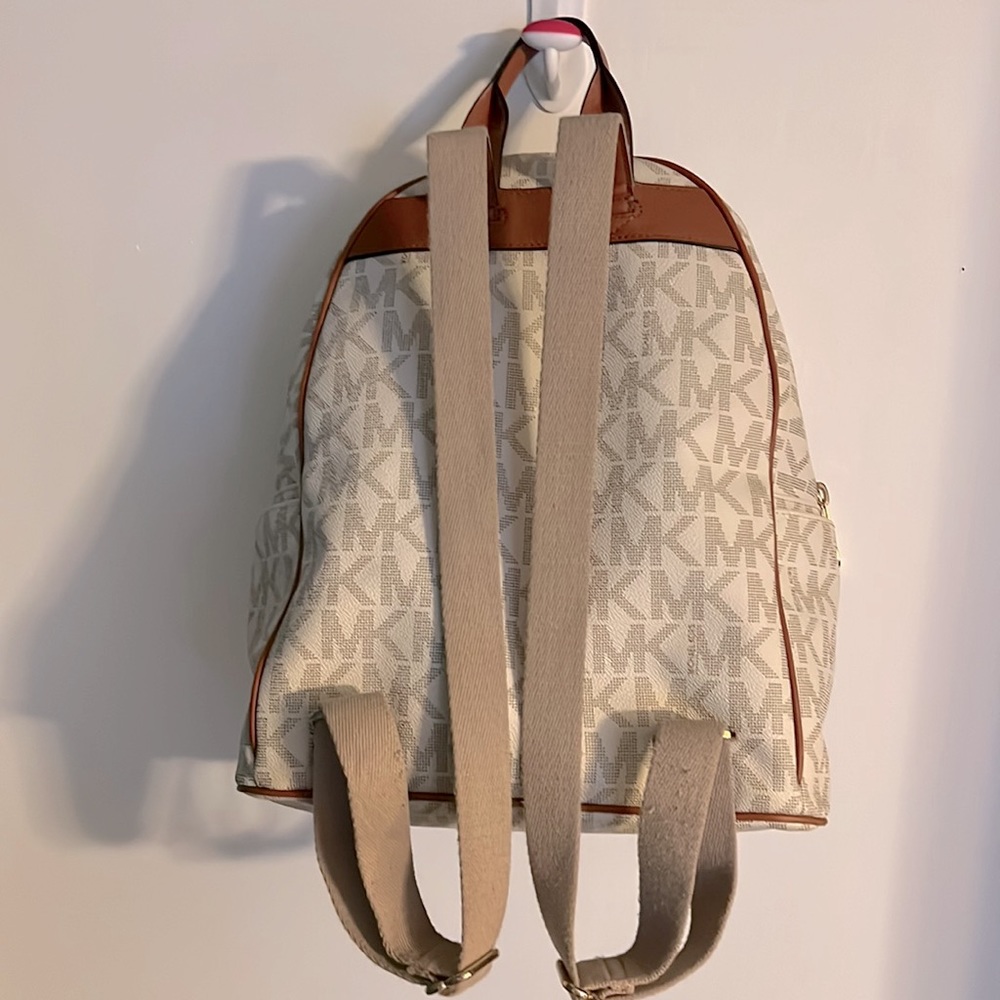 Michael Kors Cream and brown zip backpack - Picture 2 of 12